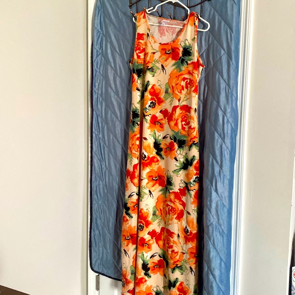 Like new! LulaRoe XL floral maxi.